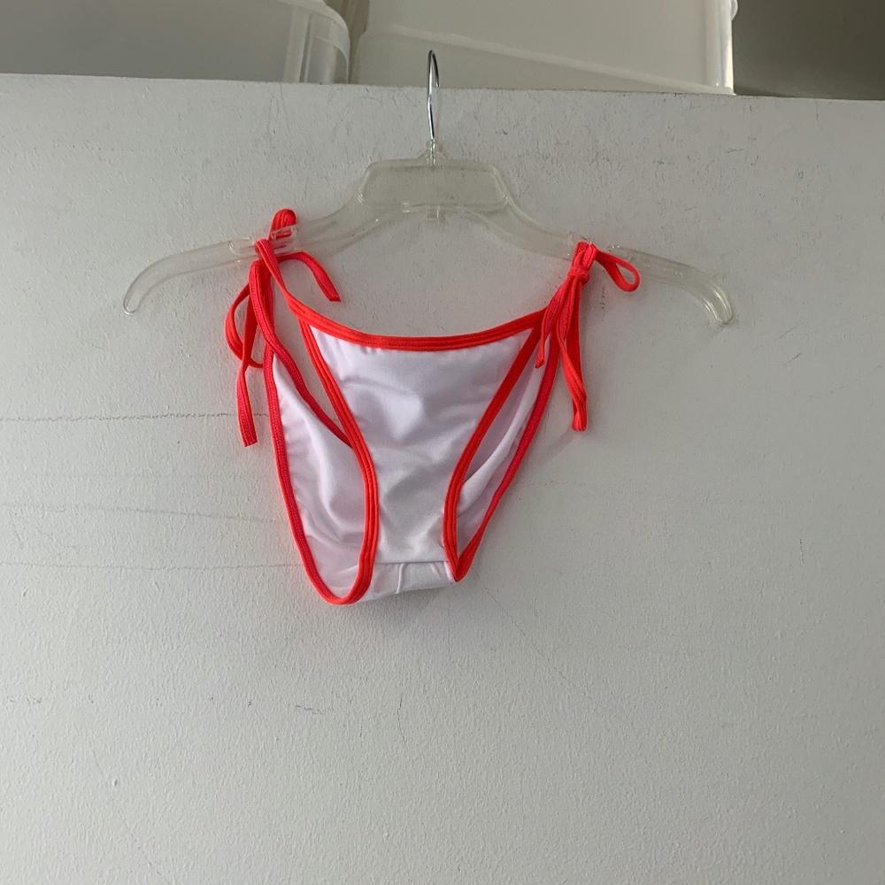 AMI SWIM STRING BIKINI BOTTOM